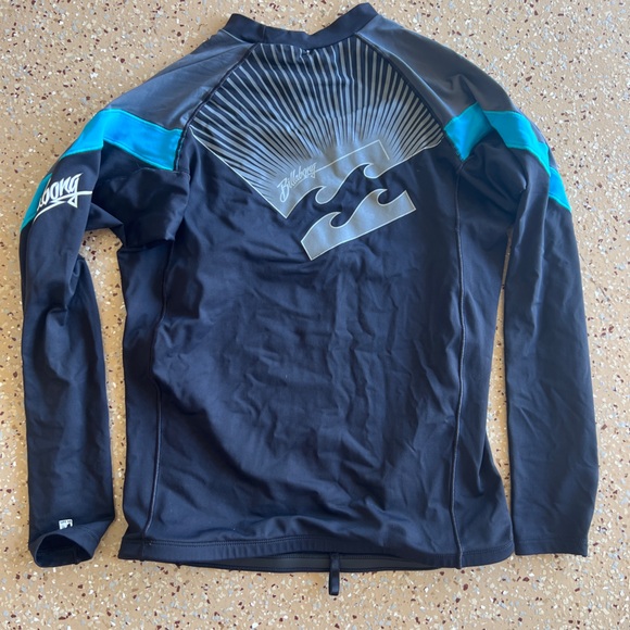 Billabong Rashguard - Picture 2 of 4